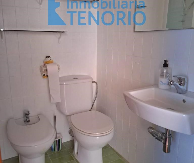 bf7a2399-ed33-4c72-8ba3-136f2ba28dbb