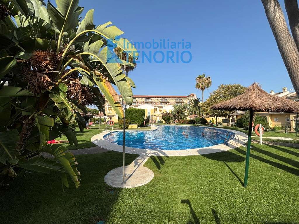 VI 119 ADOSADO – ISLANTILLA – PLAYA